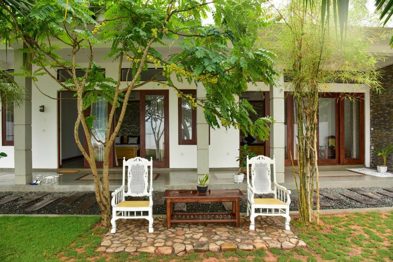 Hiru Lagoon Negombo Dış mekan fotoğraf
